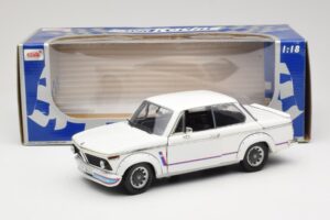 BMW 2002 Turbo E10 Fehér Anson 1:18 30393 Fém – 8. kép a 8-ből