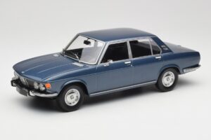 BMW 2500 E3 Blue Metallic Minichamps 1:18 155029200 Fém