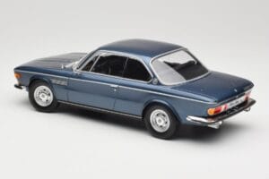 BMW 2800 CS E9 Kék Metál Minichamps 1:18 155028032 Fém – 5. kép a 6-ből