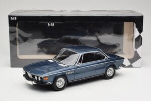 BMW 2800 CS E9 Kék Metál Minichamps 1:18 155028032 Fém – 6. kép a 6-ből