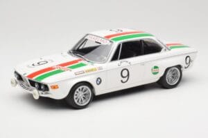 BMW 2800 CS E9 #9 Castrol BMW T. Moorkens / E. Haxhe 24 Hours of Spa 1971 Minichamps 1:18 155712709 Fém
