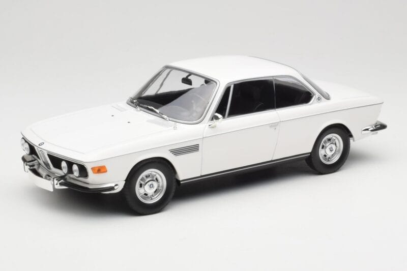 BMW 2800 CS E9 Fehér Minichamps 1:18 155028030 Fém