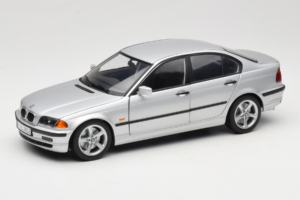 BMW 3 Series E46 Ezüst UT Models 1:18 80439421535 Fém