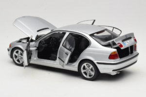 BMW 3 Series E46 Ezüst UT Models 1:18 80439421535 Fém – 5. kép a 8-ből