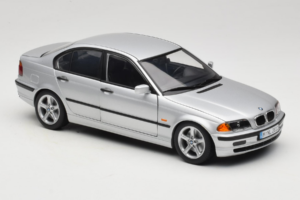 BMW 3 Series E46 Ezüst UT Models 1:18 80439421535 Fém – 6. kép a 8-ből
