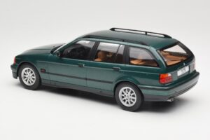 BMW 3 Series E36 Touring Green Metallic MCG 1:18 MCG18366 Fém – 5. kép a 6-ből