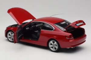 BMW 3 Series E92 Piros Kyosho 1:18 80430407219 Fém – 5. kép a 8-ből