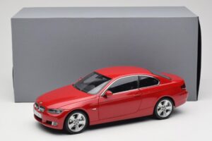 BMW 3 Series E92 Piros Kyosho 1:18 80430407219 Fém – 8. kép a 8-ből