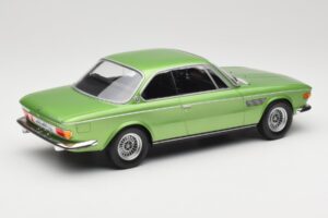 BMW 3.0 CSi E9 Green Metallic Minichamps 1:18 155028034 Fém – 2. kép a 6-ből