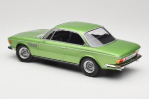 BMW 3.0 CSi E9 Green Metallic Minichamps 1:18 155028034 Fém – 5. kép a 6-ből