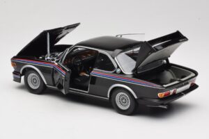 BMW 3.0 CSL E9 Fekete Minichamps 1:18 180029025 Fém – 5. kép a 8-ből