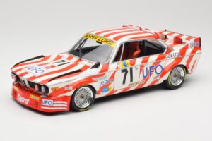 BMW 3.0 CSL E9 #71 Luigi Racing P. Xhenceval / J. Dieudonné 24 Hours of Le Mans 1977 Minichamps 1:18 155772571 Fém