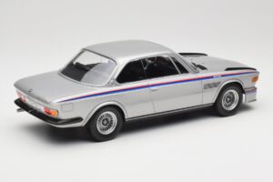 BMW 3.0 CSL E9 Polaris Silver Minichamps 1:18 155028135 Fém – 2. kép a 6-ből