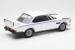 BMW 3.0 CSL E9 Spoilerkészlettel Fehér Minichamps 1:18 180029021 Fém – 3. kép a 8-ből