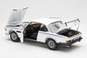 BMW 3.0 CSL E9 Spoilerkészlettel Fehér Minichamps 1:18 180029021 Fém – 5. kép a 8-ből