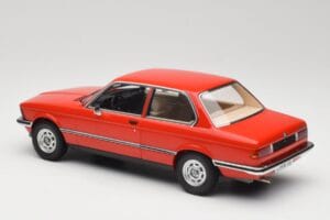 BMW 316 E21 Piros Minichamps 1:18 107024100 Gyanta – 5. kép a 6-ből