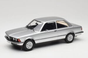 BMW 320 E21 Ezüst Minichamps 1:18 107024200 Gyanta