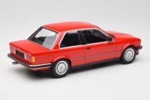 BMW 323i E21 Piros Minichamps 1:18 155026000 Fém – 2. kép a 6-ből