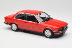 BMW 323i E21 Piros Minichamps 1:18 155026000 Fém – 4. kép a 6-ből
