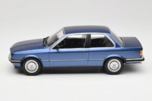 BMW 323i E30 Blue Metallic Minichamps 1:18 155026002 Fém – 3. kép a 6-ből