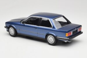 BMW 323i E30 Blue Metallic Minichamps 1:18 155026002 Fém – 5. kép a 6-ből