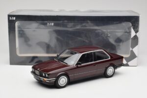 BMW 323i E30 Dark Red Metallic Minichamps 1:18 155026007 Fém – 6. kép a 6-ből
