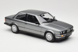 BMW 323i E30 Grey Metallic Minichamps 1:18 155026006 Fém – 4. kép a 6-ből