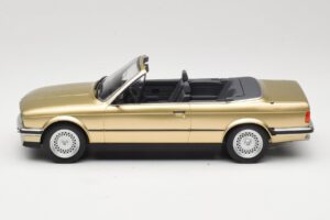 BMW 325i E30 Kabrió Bézs MCG 1:18 MCG18544 Fém – 3. kép a 6-ből