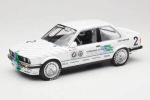 BMW 325i E30 #2 O. Manthey Vogelsang Automobile 3rd Place Eifel Race DTM 1986 Minichamps 1:18 155862602 Fém