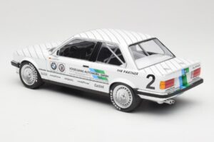 BMW 325i E30 #2 O. Manthey Vogelsang Automobile 3rd Place Eifel Race DTM 1986 Minichamps 1:18 155862602 Fém – 5. kép a 6-ből