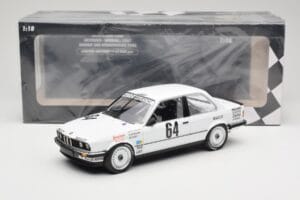 BMW 325i E30 #64 Auto Budde K. Oestreich / E. Rensing Winner 24 Hours Nürburgring 1986 Minichamps 1:18 155862664 Fém – 6. kép a 6-ből