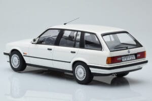 BMW 325i E30 Touring Fehér Limitált Kiadás Norev 1:18 183217 Fém – 5. kép a 6-ből