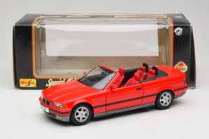 BMW 325i E36 Kabrió Piros Maisto 1:18 50229 Fém – 8. kép a 8-ből