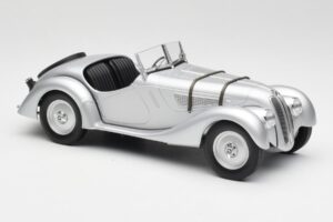BMW 328 Ezüst Minichamps 1:18 155025030 Fém – 4. kép a 6-ből