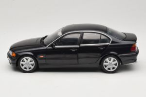 BMW 328i E46 Fekete UT Models 1:18 80439422373 Fém – 4. kép a 8-ből