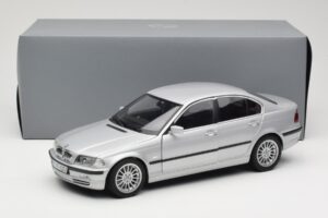 BMW 330i E46 Ezüst UT 1:18 80430302328 Fém – 8. kép a 8-ből