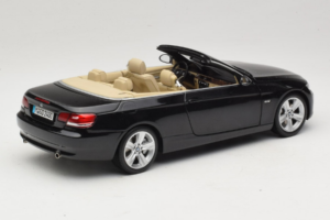 BMW 335i E93 Kabrió Sapphire Black Kyosho 1:18 80430413375 Fém – 3. kép a 10-ből