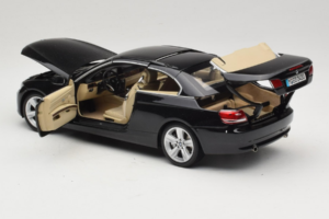 BMW 335i E93 Kabrió Sapphire Black Kyosho 1:18 80430413375 Fém – 6. kép a 10-ből