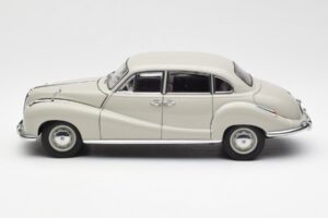 BMW 501 Cortina Szürke AUTOart 1:18 80430393098 Fém – 4. kép a 8-ből