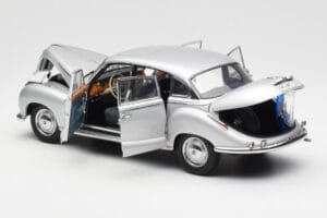 BMW 502 2.6 Luxus Super Ezüst AUTOart 1:18 70593 Fém – 5. kép a 8-ből