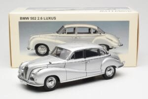 BMW 502 2.6 Luxus Super Ezüst AUTOart 1:18 70593 Fém – 8. kép a 8-ből