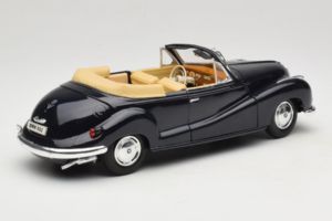 BMW 502 Kabrió Fekete Maisto 1:18 31817 Fém – 3. kép a 8-ből