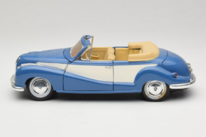 BMW 502 Kabrió Kék Tchibo 1:18 45396 Fém – 4. kép a 8-ből