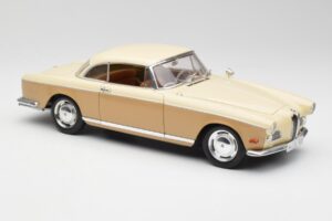 BMW 503 Bézs Revell 1:18 8832 Fém – 6. kép a 8-ből