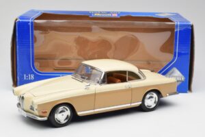 BMW 503 Bézs Revell 1:18 8832 Fém – 8. kép a 8-ből