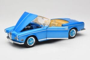 BMW 503 Cabriolet Riviera Blue Revell 1:18 08843 Fém – 2. kép a 9-ből