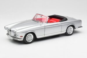 BMW 503 Ezüst Revell 1:18 18787 Fém