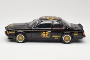 BMW 635 CSi E24 #62 J. Richards JPS Team BMW ATCC Winner 1985 AUTOart 1:18 88548 Fém – 4. kép a 8-ből