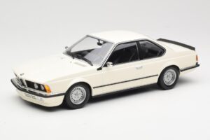 BMW 635 CSi E24 Fehér Minichamps 1:18 155028102 Fém