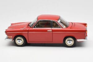 BMW 700 Sport Coupe Spanish Piros AUTOart 1:18 70652 Fém – 4. kép a 8-ből